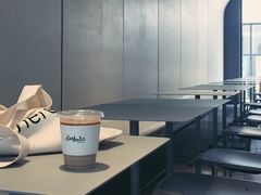冰拿铁-Seesaw Coffee(上生新所店)