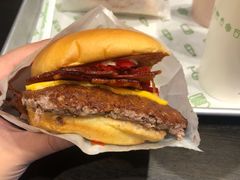 香辣烟熏培根牛肉堡-Shake Shack(西单大悦城店)