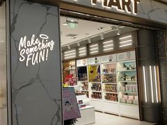 -泡泡玛特POPMART(蓝色港湾店)