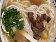 -鑫花溪牛肉米粉(东环大润发店)