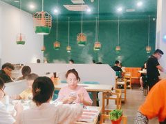 -浪里寻·臻牛养生牛肉火锅(方圆荟店)