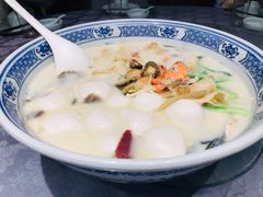 极品八宝鱼头皇-山外山菜馆(玉泉路店)
