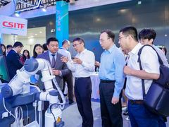 -东浩兰生上海世博展览馆