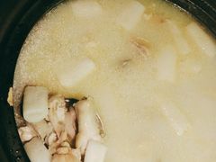 竹笙王猪肚鸡-顺德公广东猪肚鸡·煲仔饭(白石洲店)
