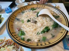 -宾朋海鲜特色美食餐厅·纯手工鲅鱼水饺(兴海路店)