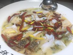 -江渔儿酸菜鱼·拔草餐厅(虎门君乐汇店)
