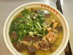 -文山荷鲜居(翠湖店)