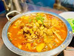 -六弟特色小馆(人民新村店)