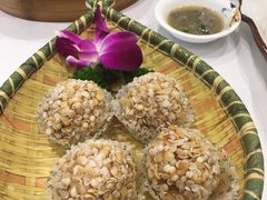 -景月阁空中食府(希尔顿酒店)