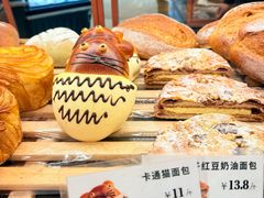 卡通猫面包-多乐之日(和平伊势丹店)