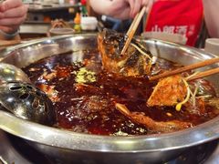 -肖肖酸萝卜鱼火锅(总店)