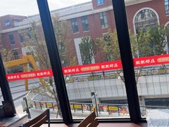 -肥肥虾庄·金牌油焖大虾(杨园滨江时代walk店)