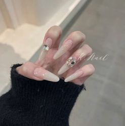 -斯馨·健康美甲美睫