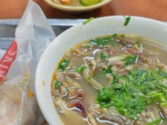 -春雨羊汤店(广开四马路总店)