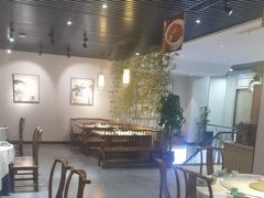-大城小院饭店(博隆广场虹桥店)