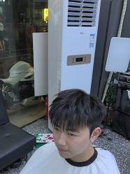 -藤野造型专业烫染接发