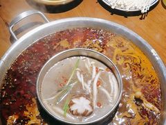 -巴隆门重庆老火锅(太湖路店)
