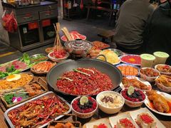 -萍姐火锅·公路夜市(武汉首店)