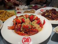 -肥肥虾庄·金牌油焖大虾(沙湖店)