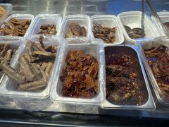 -王浩儿纪六孃甜皮鸭(乐山总店)