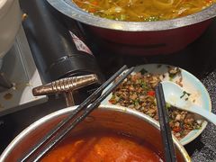 -有红鸡毛店·川菜(建设路店)