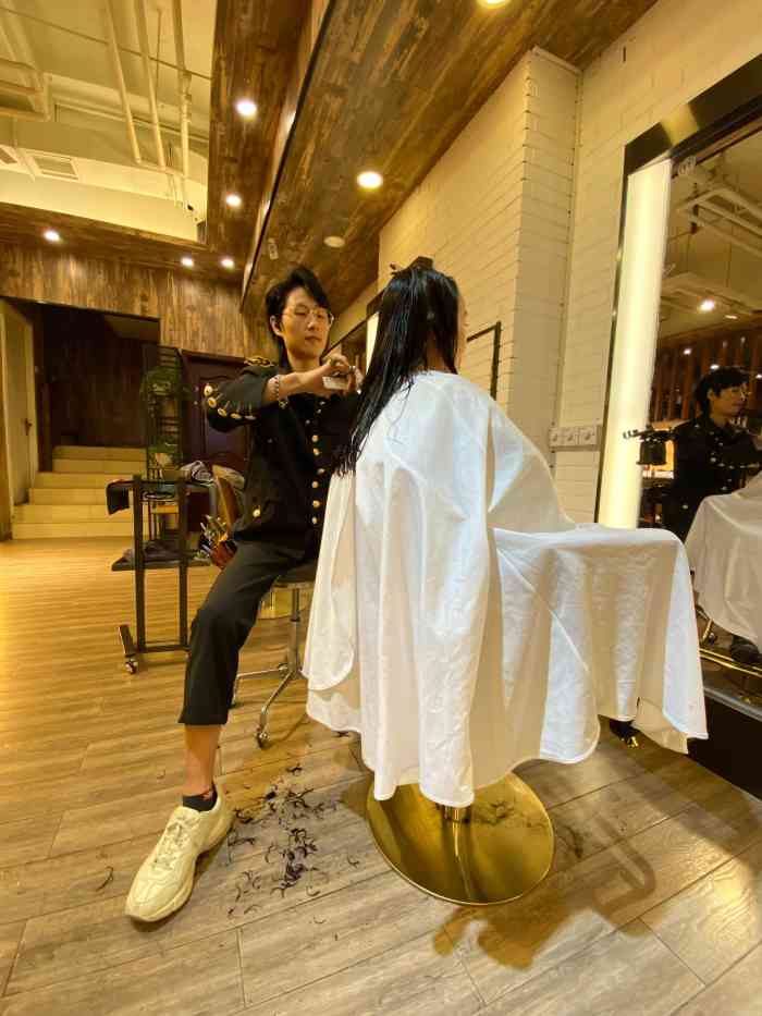 一东护肤造型(总部昆纬路店)