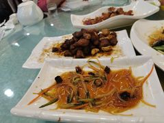 -六和聚传统烤鸭.天津菜(和平店)