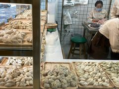 面包甜点陈列柜-袁记云饺(鼓楼店)