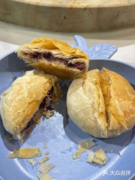 云中鱼蒸汽石锅鱼(川沙百联店)玫瑰鲜花饼图片