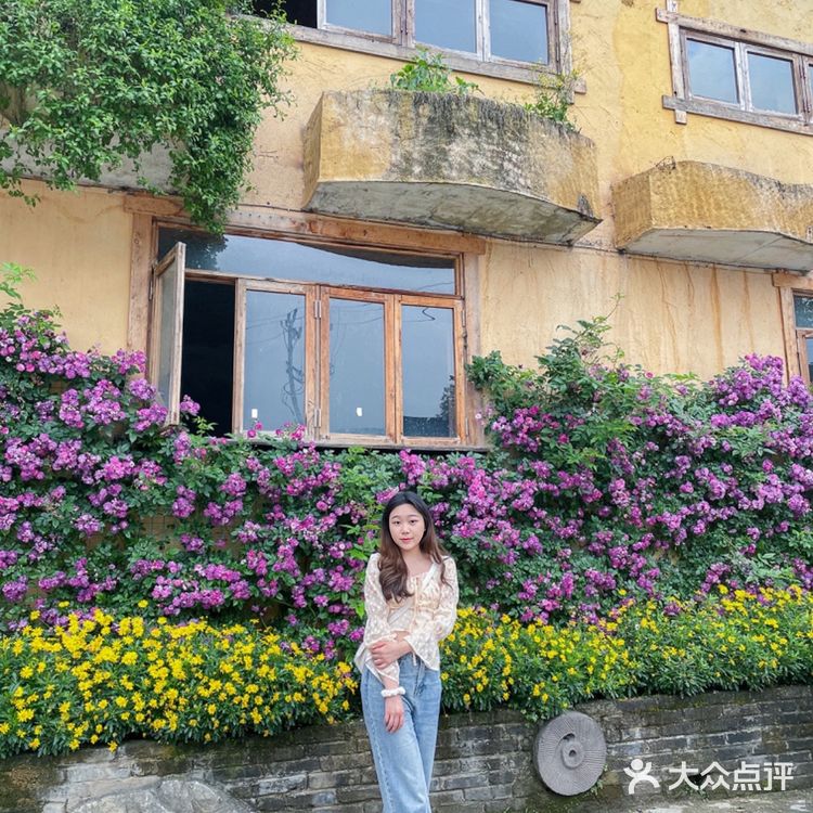感谢迪丽热巴‼️南山上这家火锅店怎么能美得如此过分‼️