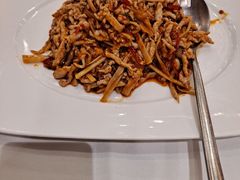 -梅龙镇酒家(南京西路总店)