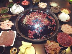 -渝宗老灶火锅(巴国城店)