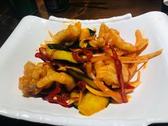 东大秘制青柠凤爪-盱眙小龙虾(天虹店)