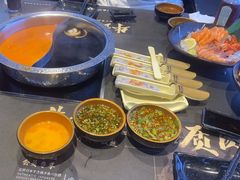 -牛武士寿喜烧·和牛火锅自助(全球首店)