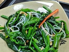 -亮亮面馆(经六路店)