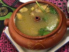 汽锅鸡-小厨子私房菜·云南美食店