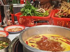 -大芊金重庆串串火锅(南京路店)