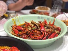 -靓虾二哥长沙地标小龙虾(五一广场店)