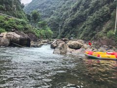 -安吉龙王山峡谷漂流