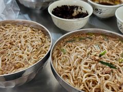 -正宗杨记普洱酸醋米线(总店)