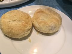 云南现烤鲜花饼-香巴拉云南餐厅(华莱坞店)