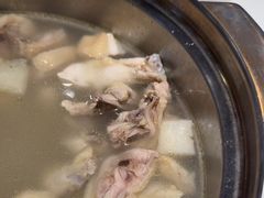 -烹然四季椰子鸡火锅(姚家园万象汇店)