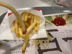 -麦当劳(世界城广场店)