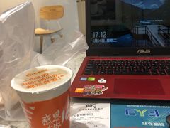 -85度C(生甜甜圈研究工坊·上海平凉店)