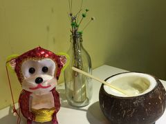 -志龙皇冠吃货椰子铺