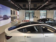 -TESLA 特斯拉(上海太古汇体验店)