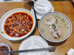 -易老妈蹄花.创于1935(总店)