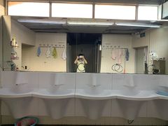 -栖游青年旅舍(华强北地铁站店)