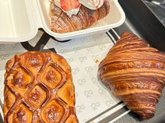 -BUTTERFUL&CREAMOROUS 黄油与面包(三里屯太古里店)