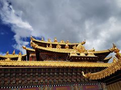 -噶丹松赞林寺